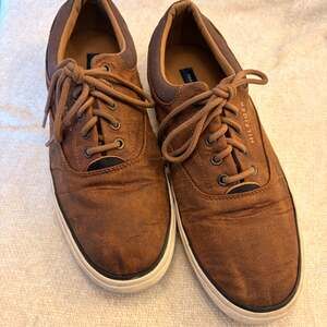 Tommy Hilfiger Phelipo Fashion Sneakers Shoes Brown Men's Size 9